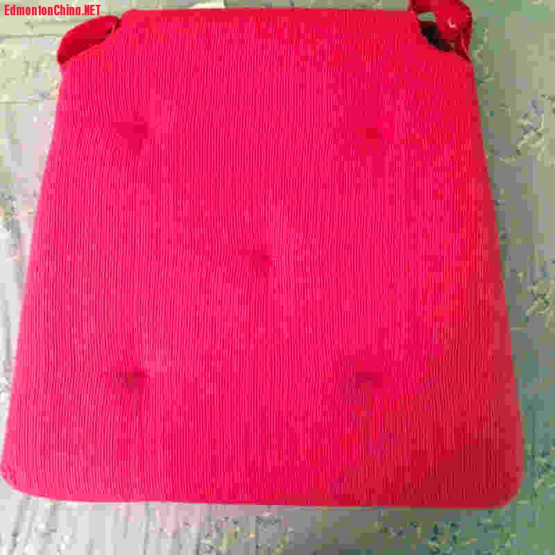 ��ɫ����