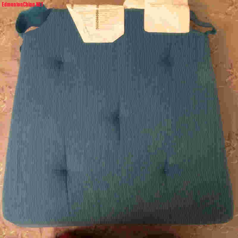 ��ɫ����