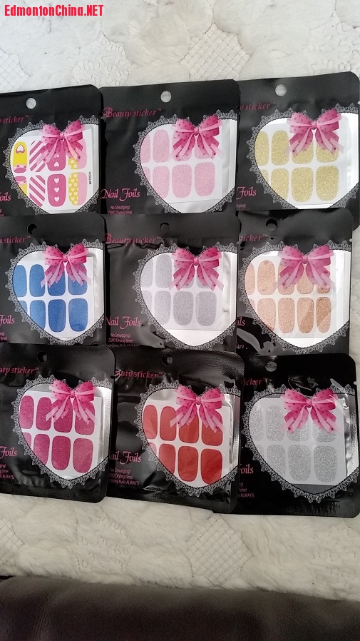 ��ɫ����