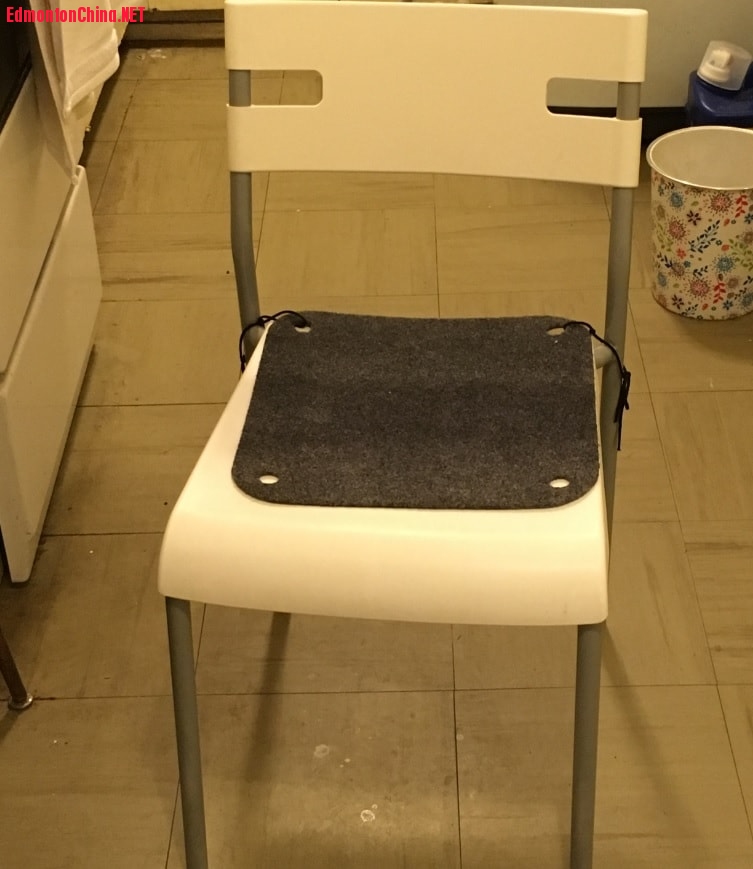 ��ɫ����