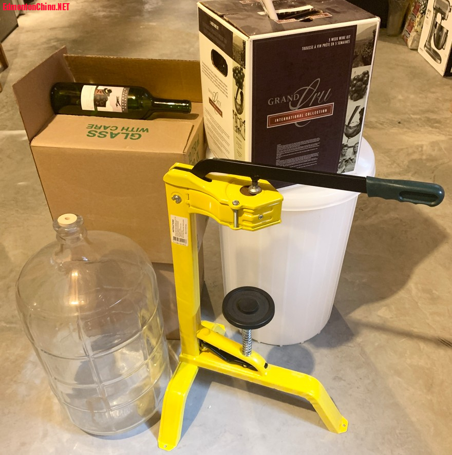 A09-Home Wine Making Equipment Kit  3x12 Bottles_$338.jpg