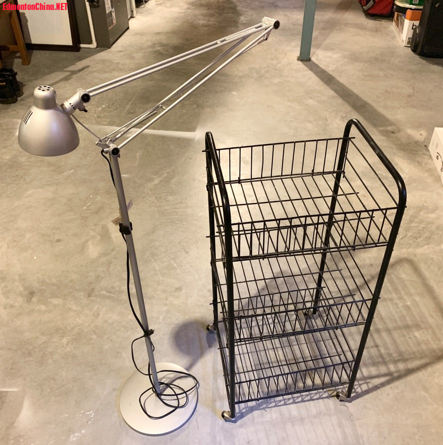 A17-Shelving Unit w. 3 Baskets_$16 Work Lamp_$34.jpg
